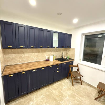 Location d’un appartement récent et confortable de 2 pièces, quartier Chiajna, Bucarest, Roumanie